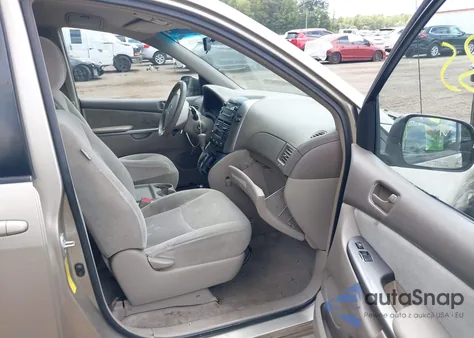 2007 Toyota Sienna Ce z USA, uszkodzony, nr VIN 5TDZK23C97S073183